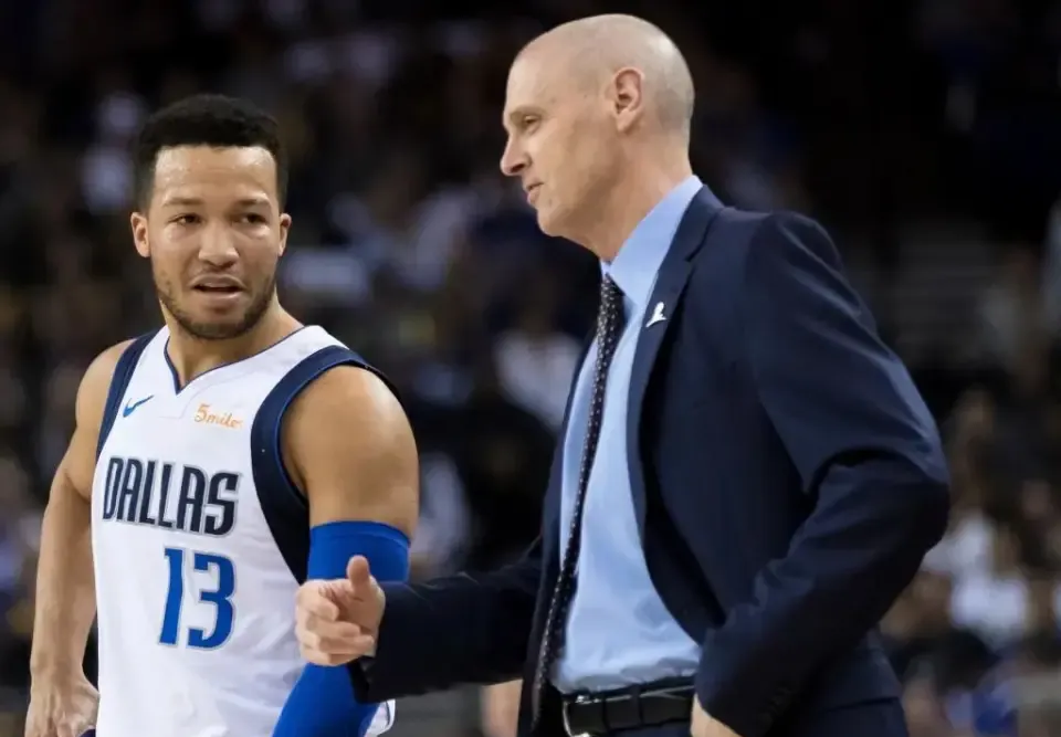 转折点！芝加哥公牛外线爆发；全明星赛关键时刻攻防权衡；气氛紧张；临场指挥获称赞的简单介绍