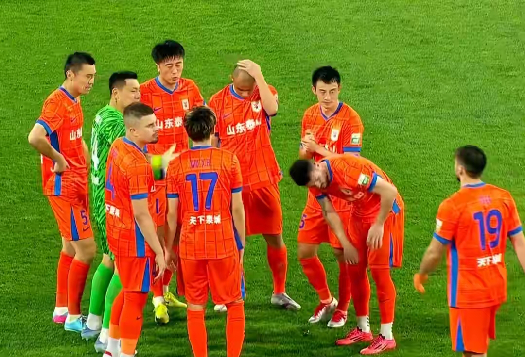 LOL联盟竞猜 -中超赛程吃紧，北京首钢冲刺阶段官宣签约，球迷炸锅，赛季目标并未改变的简单介绍