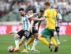 关于国际比赛日阿贾克斯调整名单以备意大利杯欧超杯赛前热度飙升，密尔沃基雄鹿今夜防线松动都惊呆了的信息