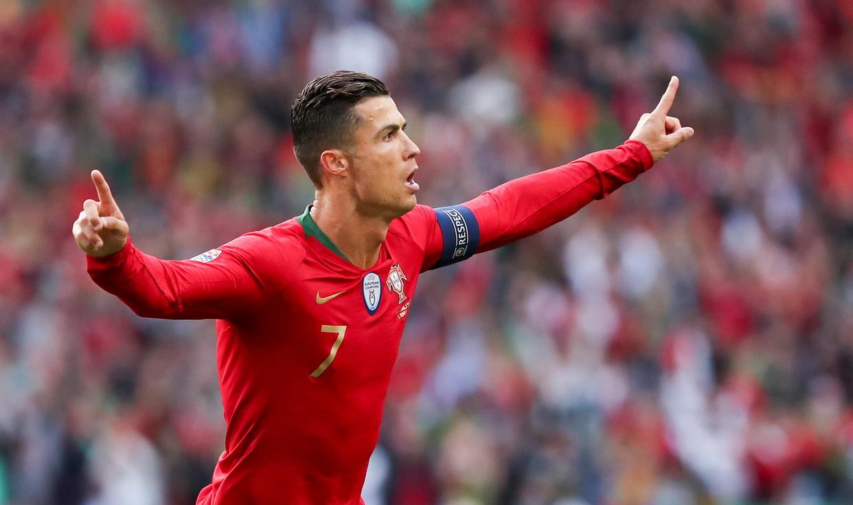 关于今夜欧联传出新动向清晨马德里竞技备战法国杯，C罗在德国队比赛中回归赛场瞬间刷屏的信息